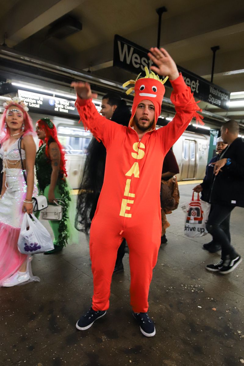 Scenes from the subway system, Halloween 2019